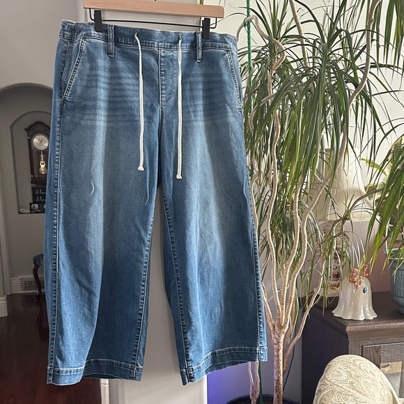 TORRID SZ 1 Weekend Mid-Rise Ankle Wide Leg Jean - Picture 6 of 8